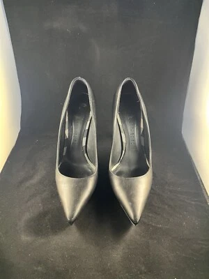 Zapatos de salón Burberry negros, talla 39 EUR US 8 hechos en Italia Foto 1 de 4