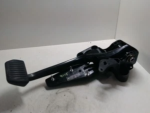 LAND ROVER RANGE ROVER EVOQUE L538 Brake Pedal GJ322D094DA 2.00 Diesel 28414818 - Zdjęcie 1 z 6