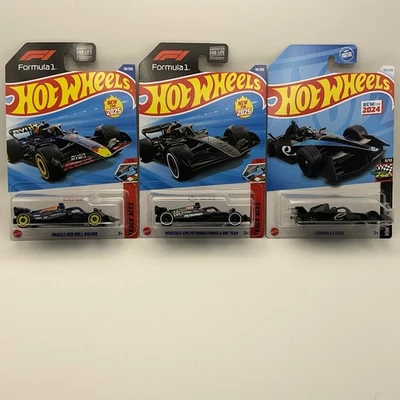 Hot Wheels Fórmula 1 Oracle Red Bull, Mercedes-AMG, Fórmula E Gen3 - Lote de 3  Foto 1 de 4