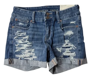 C36 American Eagle Curvy Midi Shorts Größe 2 niedriger Bund mittlere Waschung Next Level neu mit Etikett - Bild 1 von 3