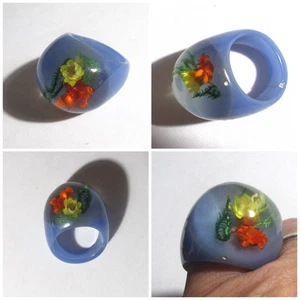 Vtg Lucite Dome Ring sz 7 Blue Resin Real Pressed Flowers Bold Statement Floral - Picture 1 of 10
