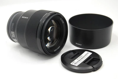 USED Sony 85mm f/1.8 FE Lens - Image 1 of 3