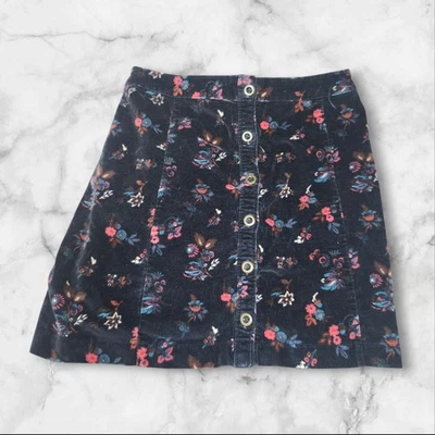 Falda HOLLISTER Terciopelo Frontal Abotonada Frente Plano Estampado Floral Para Mujer Talla 00 Foto 1 de 4