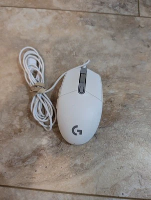 Logitech G102 LIGHTSYNC RGB Wired Gaming Mouse – 8000 DPI USB for PC/Mac/Laptop - Image 1 of 4