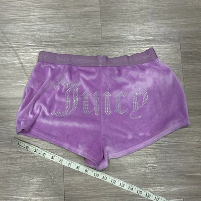 Juicy Couture Pink Velour Embellished Lounge Shorts Bling Rhinestones Size Small - Image 1 of 3