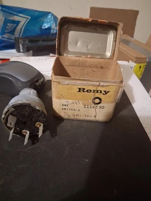 NOS 1956 GMC TRUCK  Ignition Switch  1116530 D1487 - Image 1 of 2