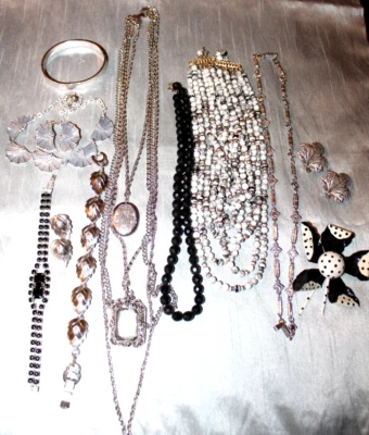 Lote Joyería Vintage Goldette Alemania Estrella Japón Esmalte Collar Broche Pulsera Foto 1 de 4