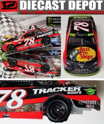 MARTIN TRUEX JR 2017 HOMESTEAD RACED VERSION BASS PRO  1/24 ACTION NO BROWN BOX - Image 1 of 4