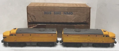LIONEL PW O-GAUGE 2023 UNION PACIFIC A-POWER & DUMMY B-UNIT LOCOMOTIVE SET W/BOX - Image 1 of 4