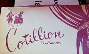 Scarpe décolleté vintage CotillionFootwear nere scamosciate con scatola originale 9AAA Ramona - Foto 1 di 14