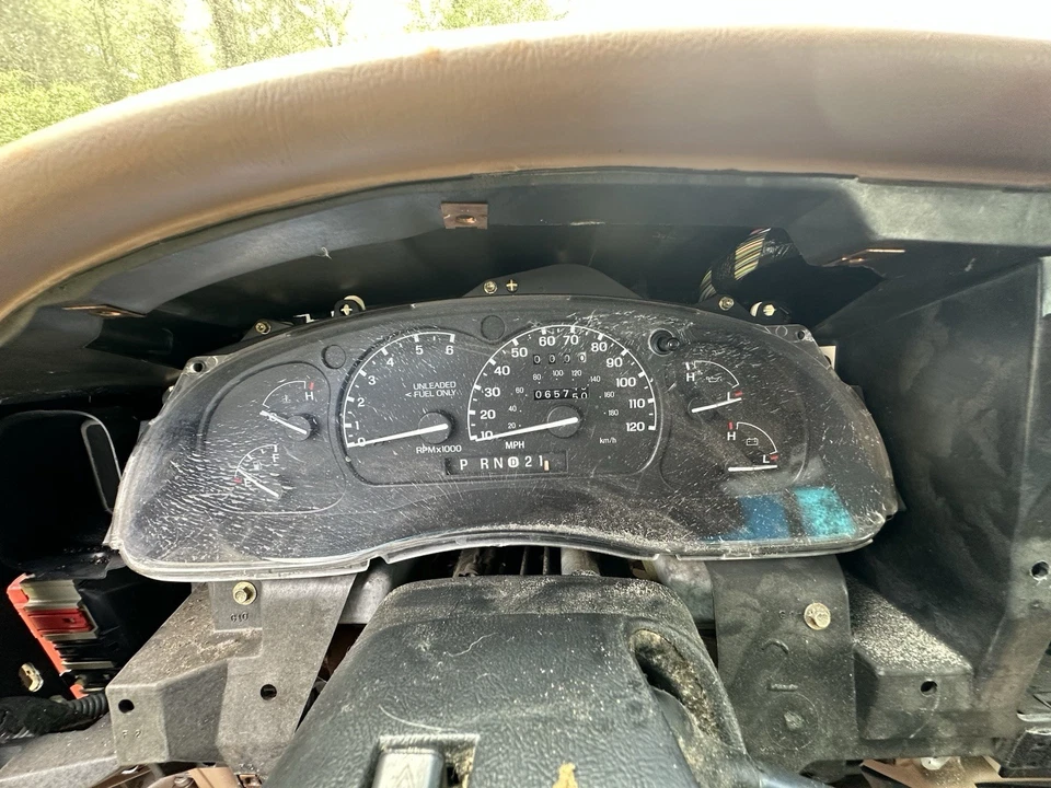 1996-1997 Ford Explorer Speedometer Gauges Cluster MPH Tachometer OEM - Image 1 of 2
