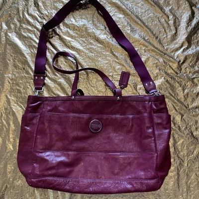 Bolso Coach Rosa Grande Charol Firma Foto 1 de 4