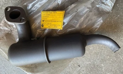 Wisconsin EY18W4021 Muffler Black NOS - Image 1 of 3