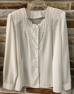 Women's Dressy Button Up Blouse. Vintage. Ivory. Size 16. Leaf Vine Pattern - Picture 1 of 3