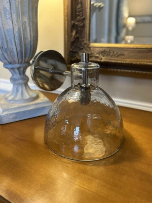 "Aplique Pottery Barn Bridget Petite de vidrio reciclado de 8"" níquel pulido LEER Foto 1 de 4