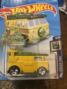 Hot Wheels 2021 39/250 HW tiempo de pantalla 4/10 Party Wagon nuevo TMNT - Imagen 1 de 5