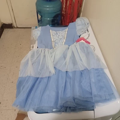disney princess dress size 6 girls - Image 1 of 4