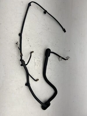 Arnés de cables para puerta trasera izquierda Nissan NV 1500-3500 2012-2019 FABRICANTE DE EQUIPOS ORIGINALES. Foto 1 de 4