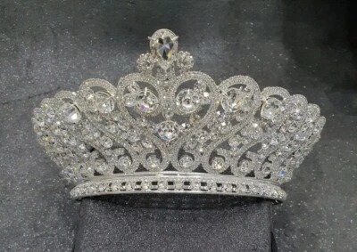 Bridal Crystals Wedding tiara Crowns Queen Princess Prom - Image 1 of 3