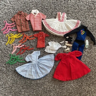 Ropa vintage de Barbie y Ken años 60’s, 70’s Foto 1 de 4