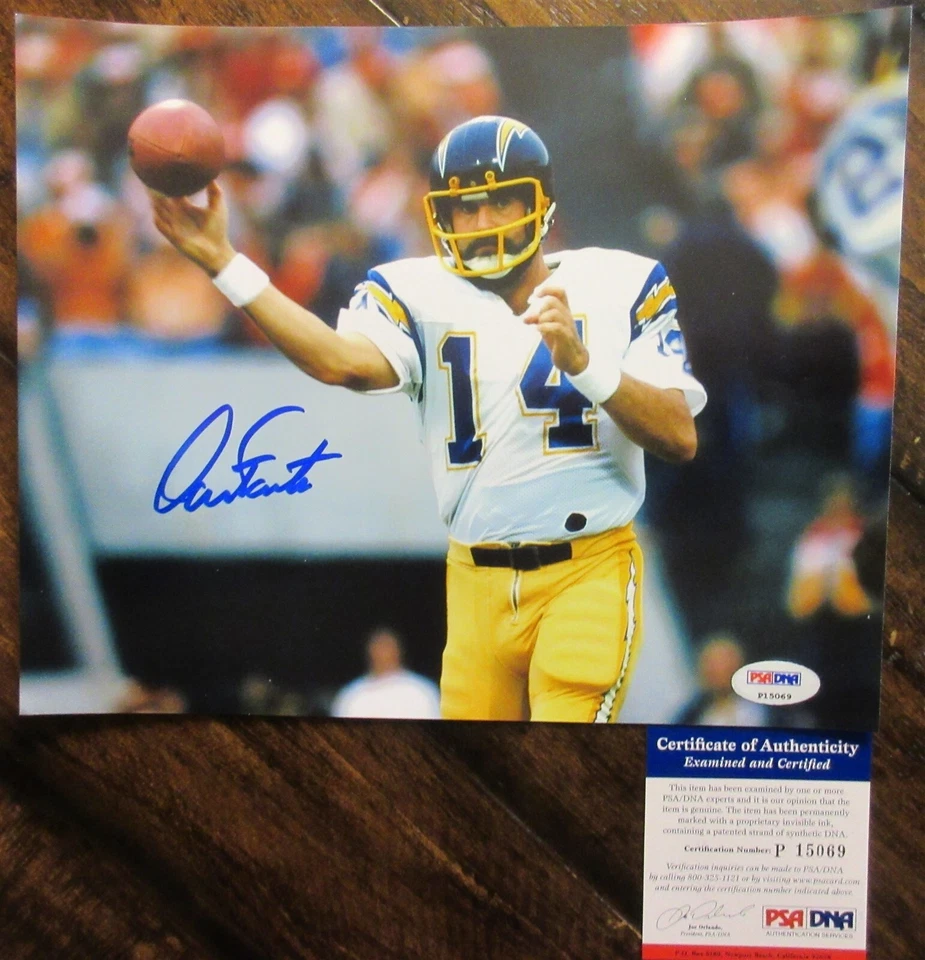 Dan Fouts Signed 8X10 Photo - PSA DNA - Image 1 of 1