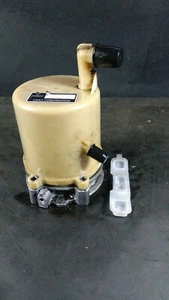 Bomba de dirección asistida Mazda 3 2011-2013 fabricante de equipos originales usada BBM4-32-68ZR-01 - Imagen 1 de 12