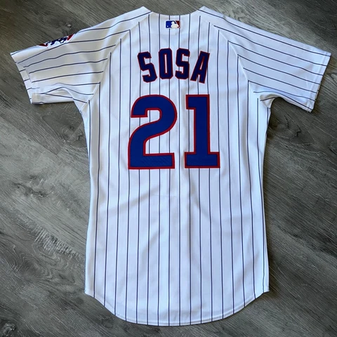 Authentic Sammy Sosa Chicago Cubs Jersey 40 Medium Majestic Cover