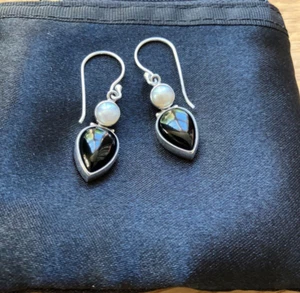Jan Logan Black Onyx and Pearl Earrings Sterling Silver with pouch - Picture 1 of 9