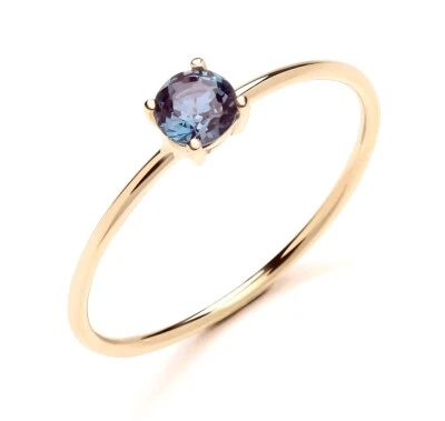 9ct Yellow Gold Alexandrite Solitaire Ring size J to S - June Birthstone - Image 1 of 4