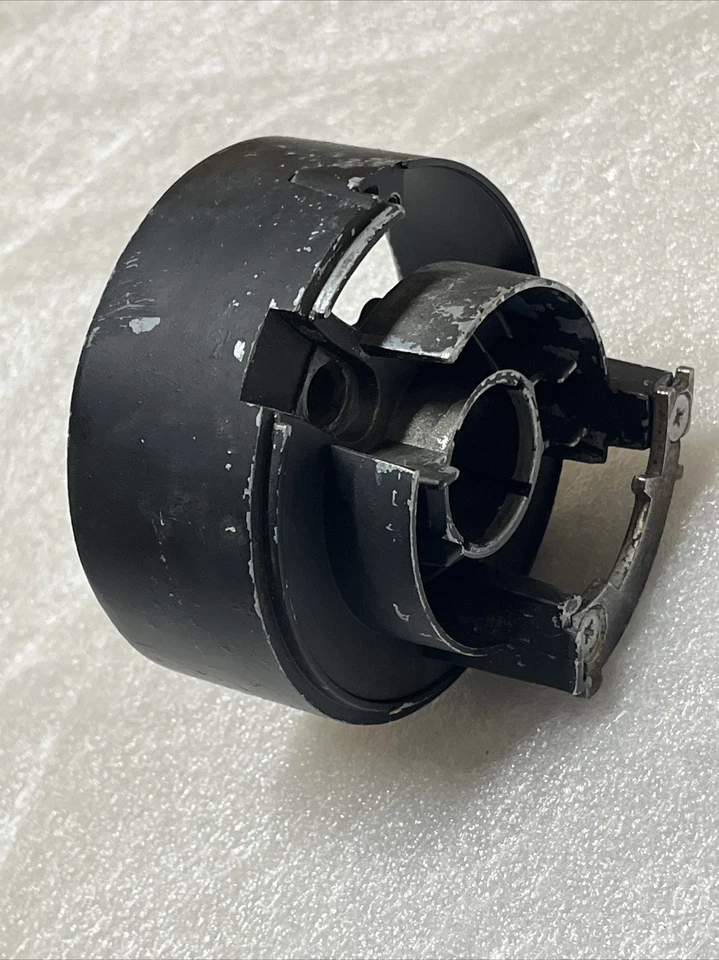 Carcasa de cambio automático Valiant en muy buen estado P/N A2630739 usada GC Foto 1 de 4