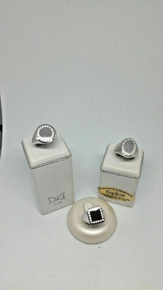 Anello Chevalier Argento 925/1000 Rodiato - Bordo Zirconato con Gambo Regolabile - Immagine 1 di 2