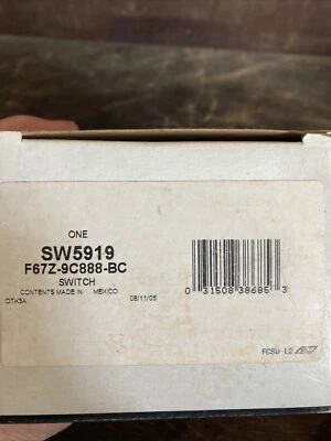 NOS Motorcraft SW-5919 Cruise Control Switch - Image 1 of 4