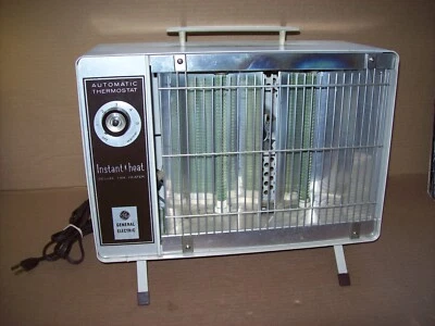 Vintage made in the USA G.E. Instant Heat Deluxe Fan Heater model F45H8 Working - Image 1 of 4