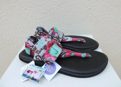 SANUK ALOHA YOGA SLING 2 ESTAMPADOS SUSAN WICKSTRAND YOGA MAT SANDALIAS, EE. UU. 9/40 ~NUEVO CON ETIQUETAS Foto 1 de 4