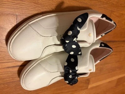 Zapatillas Kate Spade NY East End Corbatas Cuero Blanco con Lazo Negro talla 8.5 Foto 1 de 4