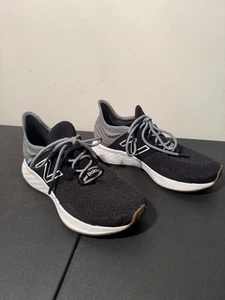 New Balance Damen ROAV Fresh Foam Sport Style Laufschuhe - Bild 1 von 6