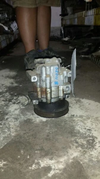 Compresor de aire acondicionado de 4 cilindros compatible con 93 PROBE 134883 Foto 1 de 1