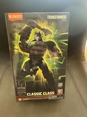 Transformers Optimus Primal Robot Classic Class Model Kit Blokees Hasbro New - Image 1 of 4
