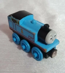 Thomas the Train Wooden Railway Tank Engine Blue Friends #1 Gullane 2003 - Picture 1 of 8