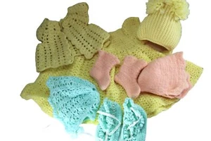 Lot Vintage Crochet Doll Baby Clothes Dress Hat Booties 55010 Handmade - Picture 1 of 11