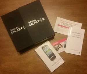 SAMSUNG GALAXY SIII SMART PHONE EMPTY BOX WITH MANUALS & PAPERWORK NO CELL PHONE - Photo 1 sur 2