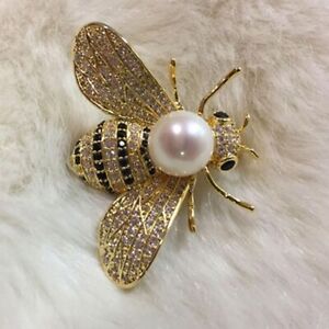 Butterfly Bee Pearl Pin -Sparkling Rhinestone Brooch Pin Cute Pearl Suit Jewelry