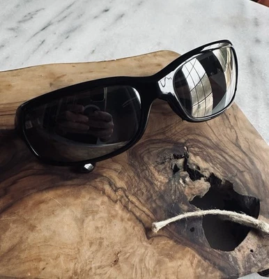 Gafas de sol polarizadas negras brillantes Maui Jim Lagoon MJ-189-02 Foto 1 de 4