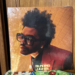 Abel Tesfaye Weeknd Blinding Lights 2020 7" Vinyl Single Collector's Ed Sealed  - Picture 1 of 13