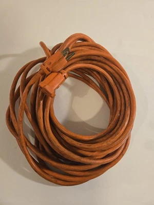 Woods 0723 laranja 50 pés 16/2 SJTW uso geral extensão de serviço médio - Imagem 1 de 4