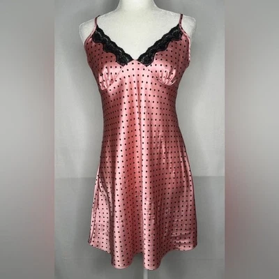 Vestido Ambrielle rosa preto bolinhas renda negligee alças ajustadoras Y2K tamanho M - Imagem 1 de 4