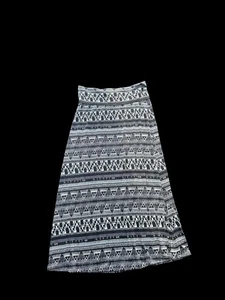 ✨ Black & white tribal print maxi skirt✨ - Picture 1 of 6