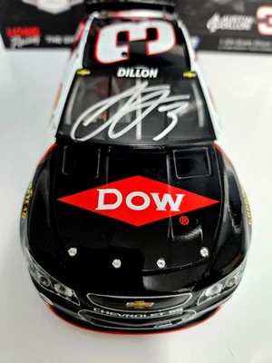 Austin Dillon #3 Dow Automotive 2014 primer polo autografiado 1/24 Nascar Foto 1 de 4