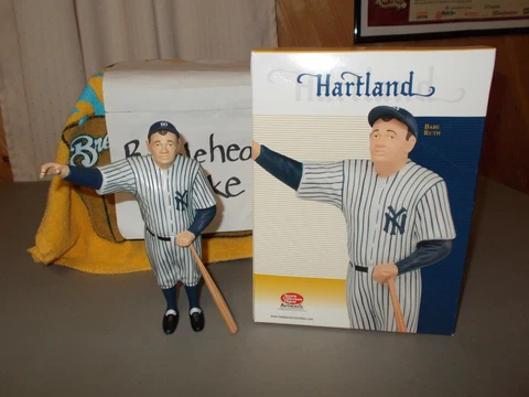NIB 2003 BABE RUTH HARTLAND NEW YORK YANKEES FIGURE FIGURINE COOPERSTOWN Cover