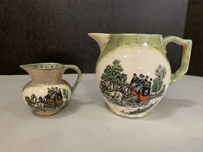 Par de jarras salpicaduras verdes jarra caballos carruaje castillo antiguo Inglaterra de colección Foto 1 de 4